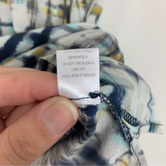Piperlime Silk Blue Yellow Watercolor Pattern Blouse Size XS - Picture 12 of 13